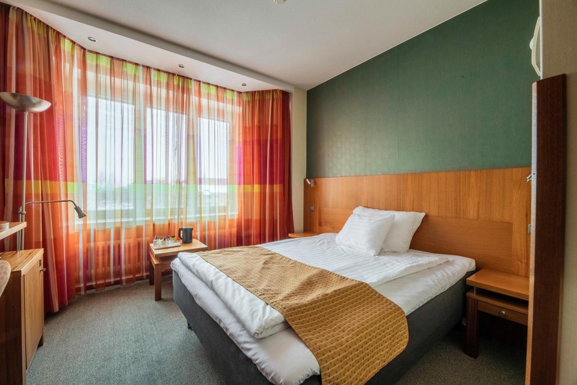 Hotel Oscar Варкаус Екстериор снимка
