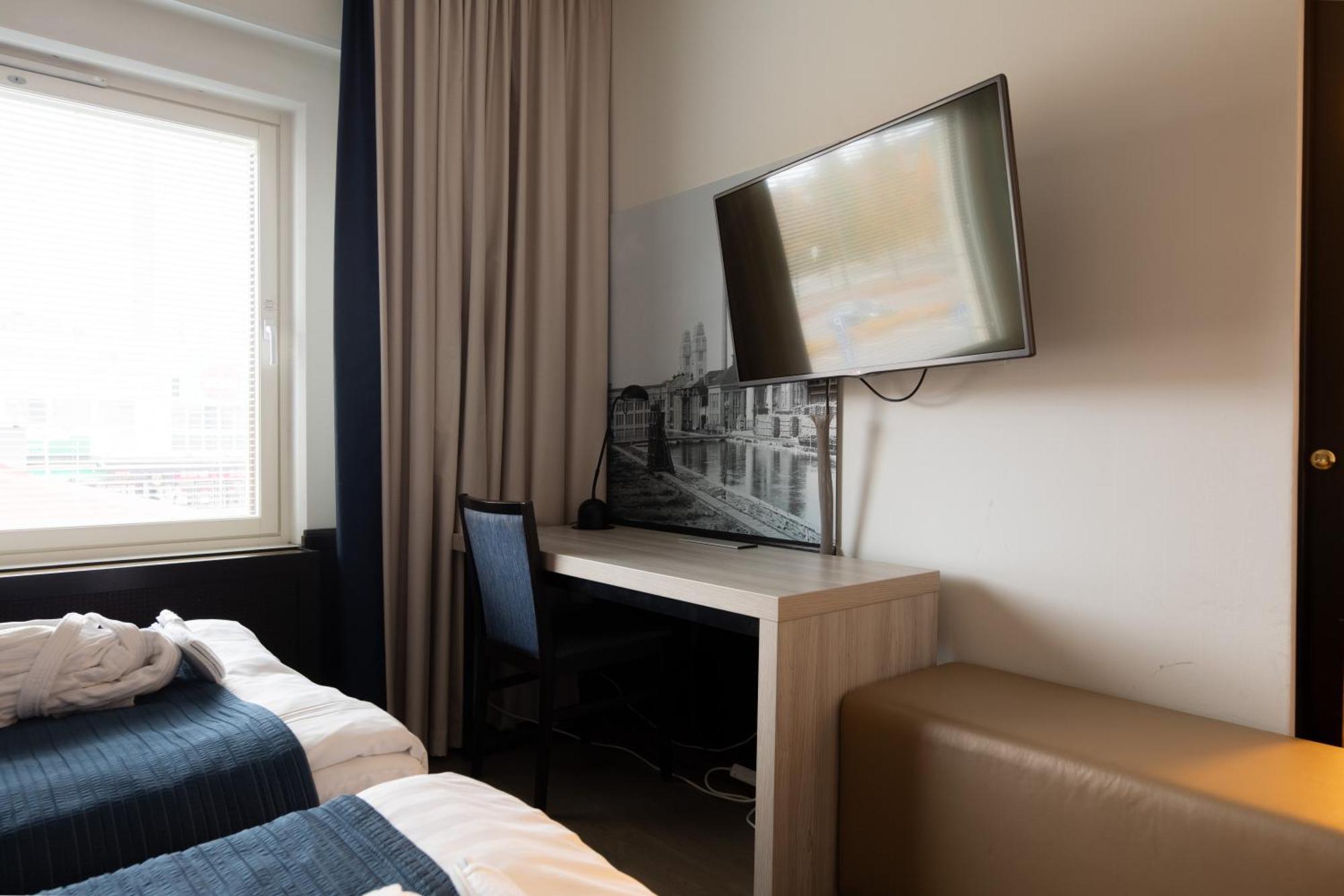 Hotel Oscar Варкаус Екстериор снимка