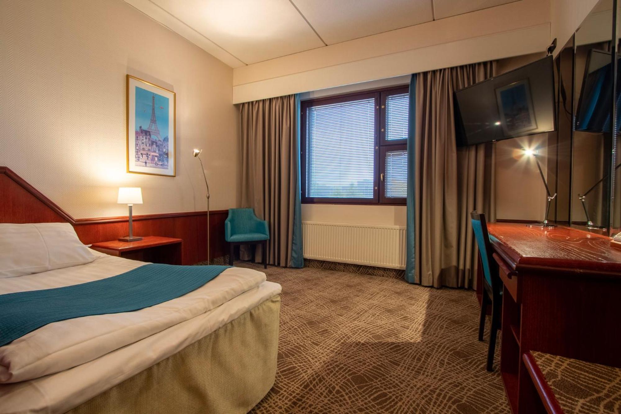 Hotel Oscar Варкаус Стая снимка